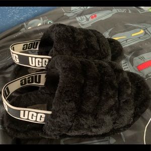 UGG BLACK FLUFF YEAH SLIDE
